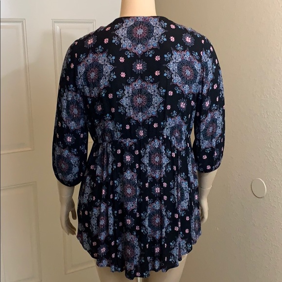 ➕Torrid Button Down Print Tunic Size 0X - Picture 5 of 8
